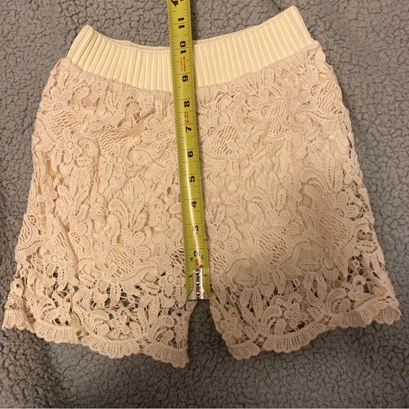 Lace shorts in ivory/cream, xxs - Picture 3 of 4